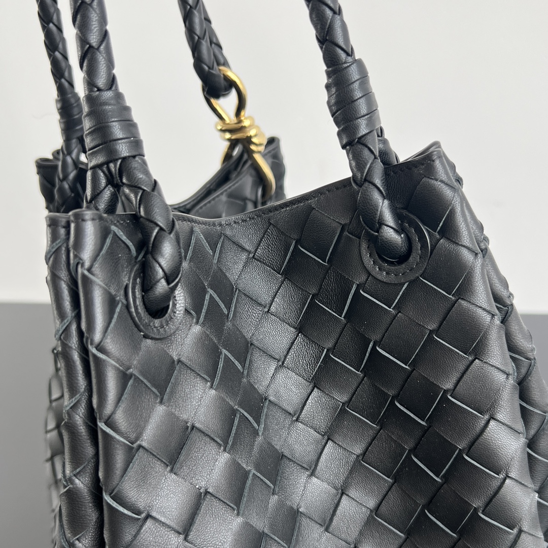 Bo*te*ga ve*ne*ta intrecciato tote-30x26x20cm