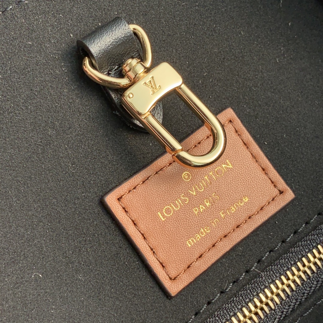 l**is V*t*n small onthego handbag-35*28*15cm