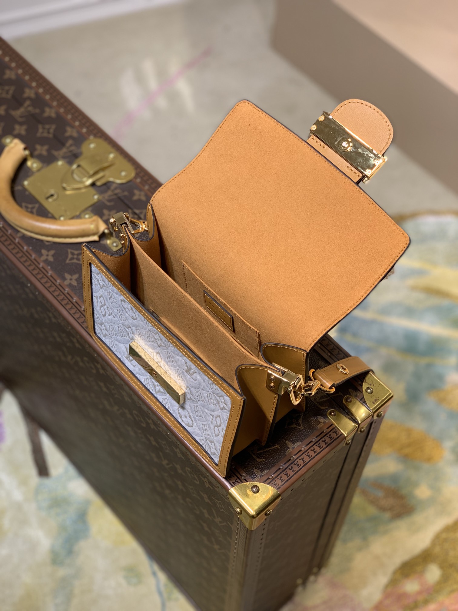 l**is V*t*n mini dauphine bag-20*15*9cm