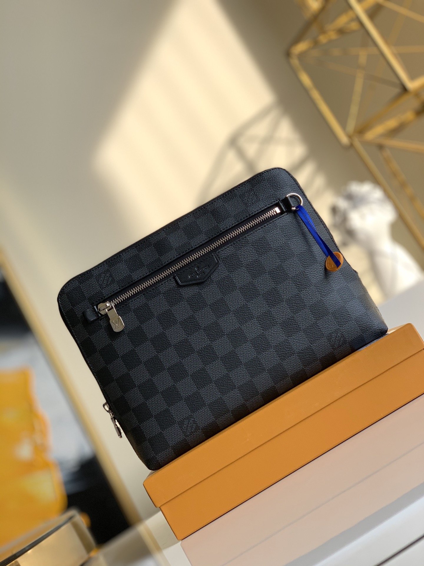 l**is V*t*n new pouch-21*27*5cm