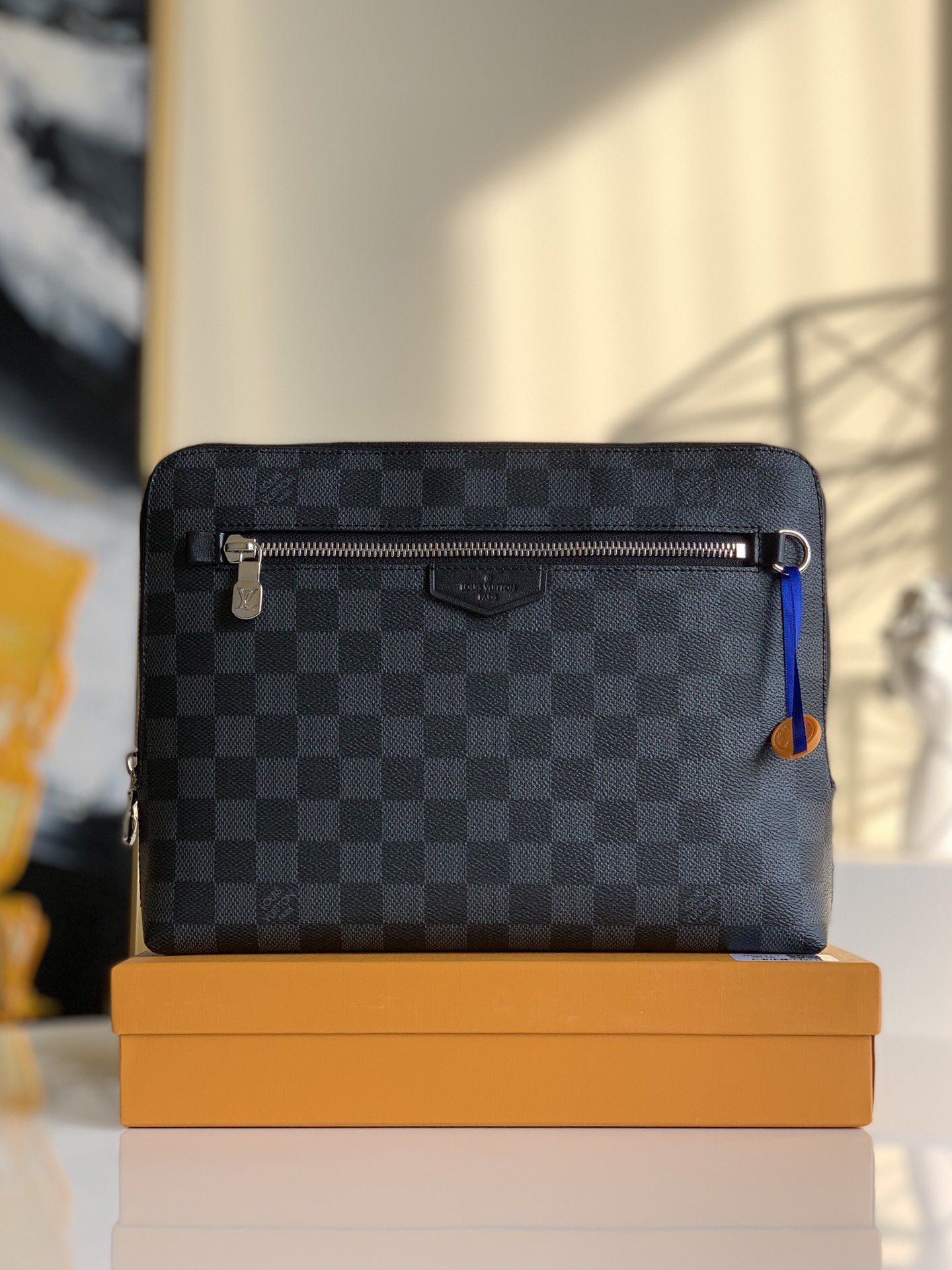 l**is V*t*n new pouch-21*27*5cm