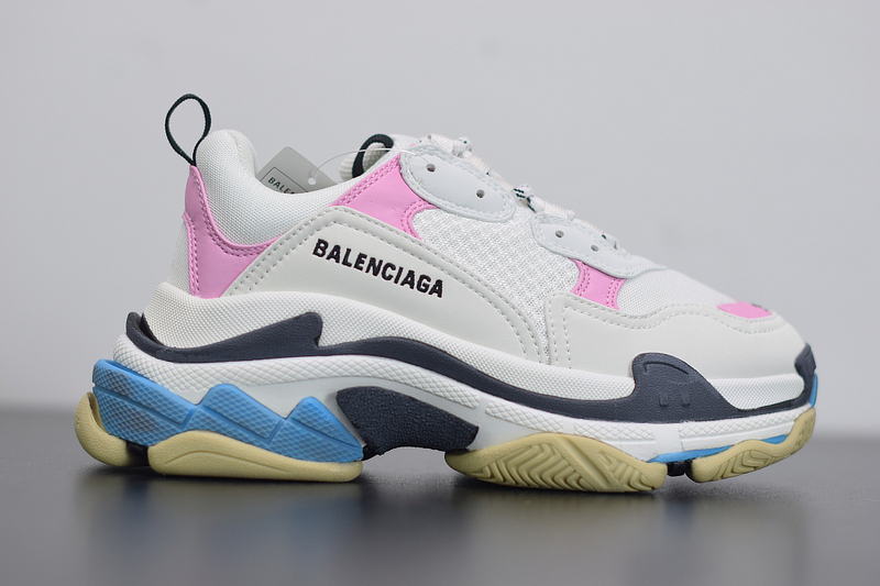 Ba*len*cia*ga triple s