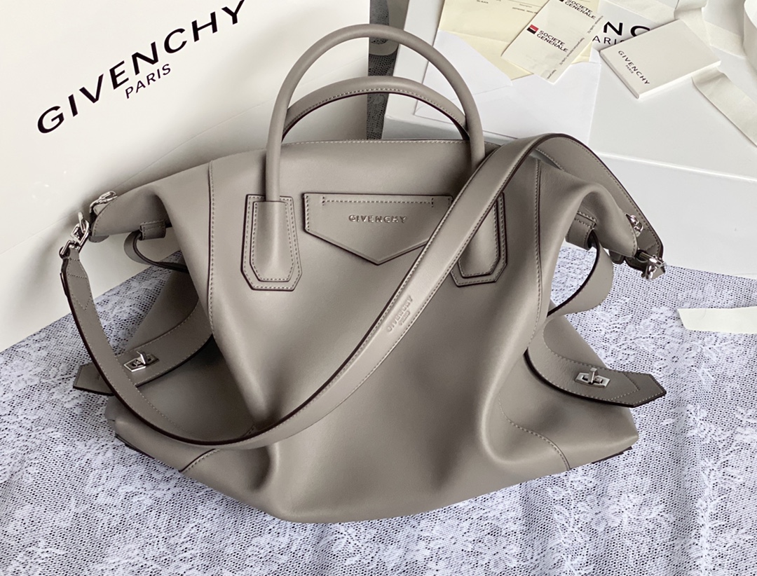 Givenchy Antigona Soft Tote-30*8*25&45*9*35CM