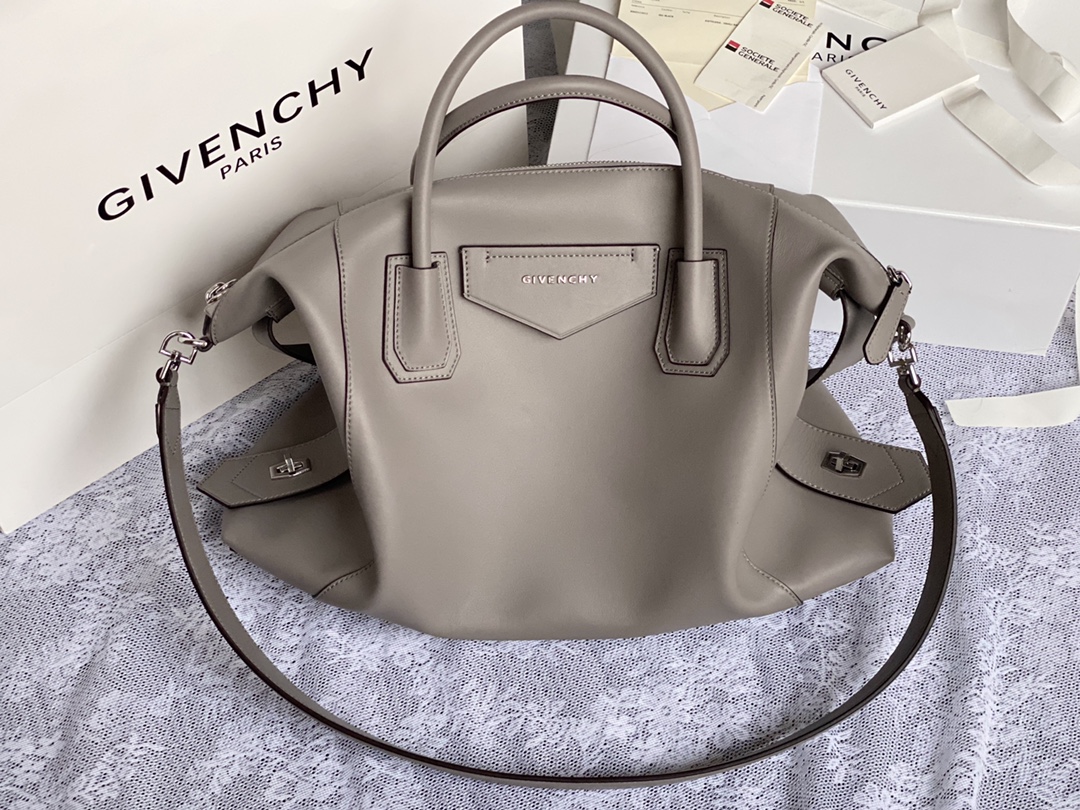 Givenchy Antigona Soft Tote-30*8*25&45*9*35CM