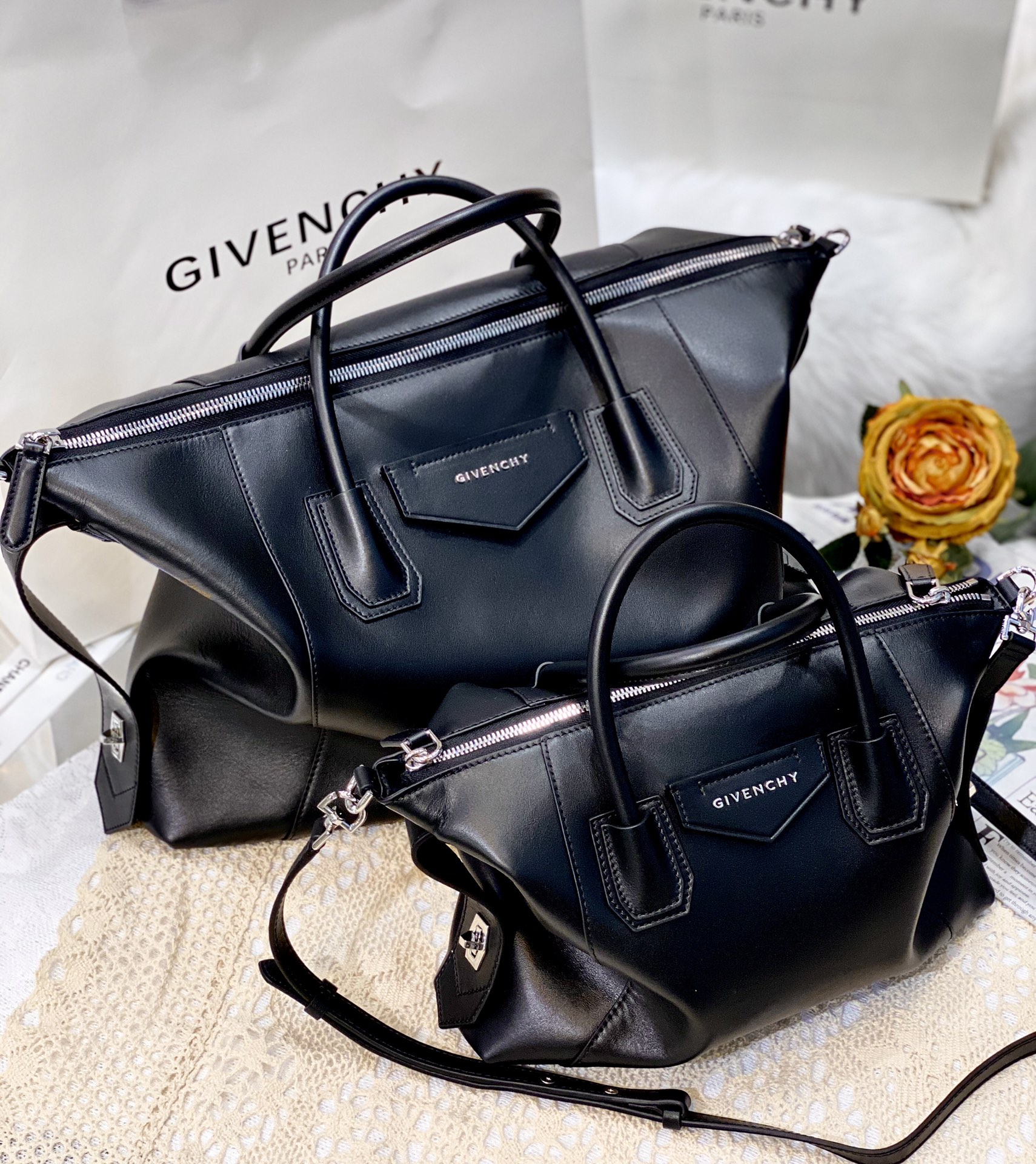 Givenchy Antigona Soft Tote-30*8*25&45*9*35CM