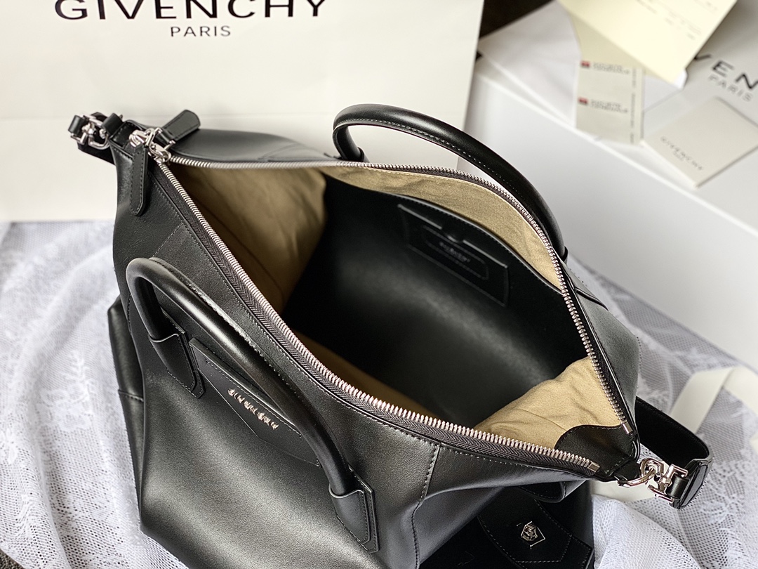 Givenchy Antigona Soft Tote-30*8*25&45*9*35CM
