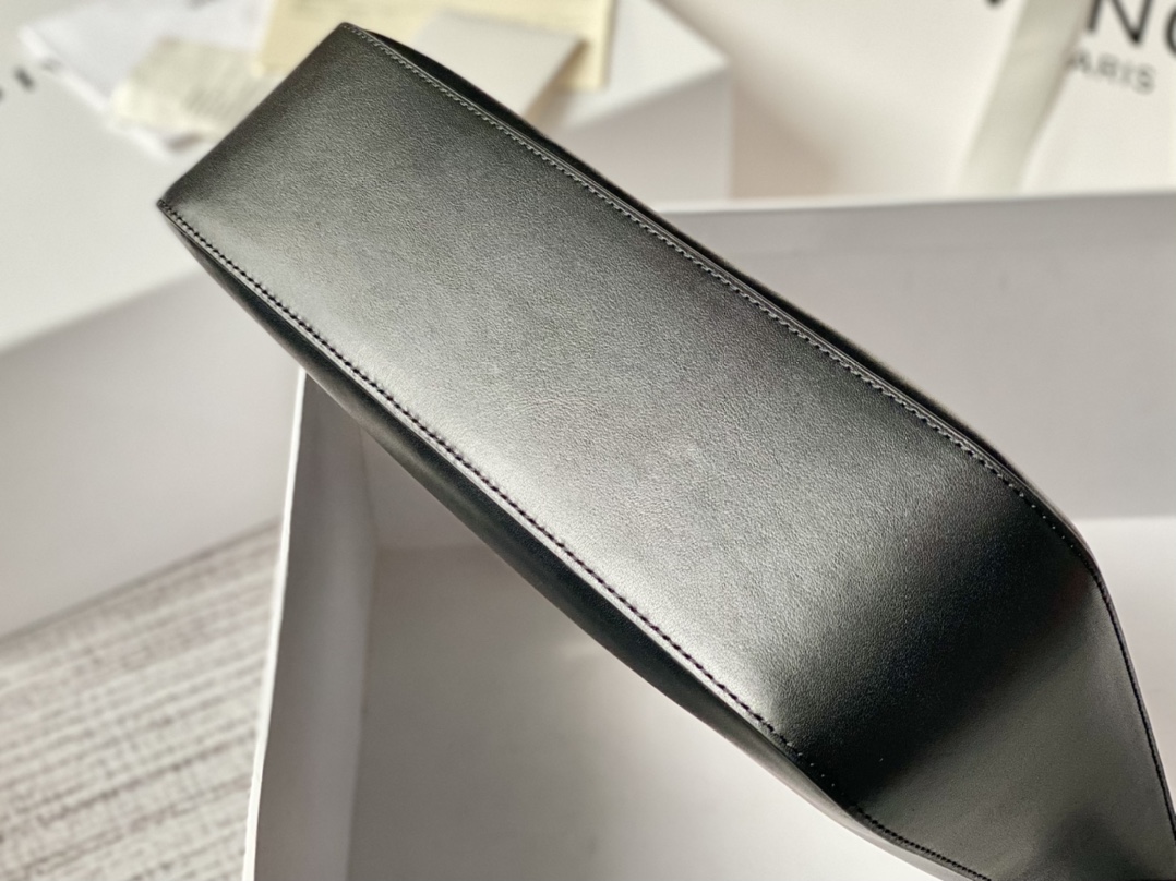 Givenchy Moon Cut Handbags-30*8*20CM