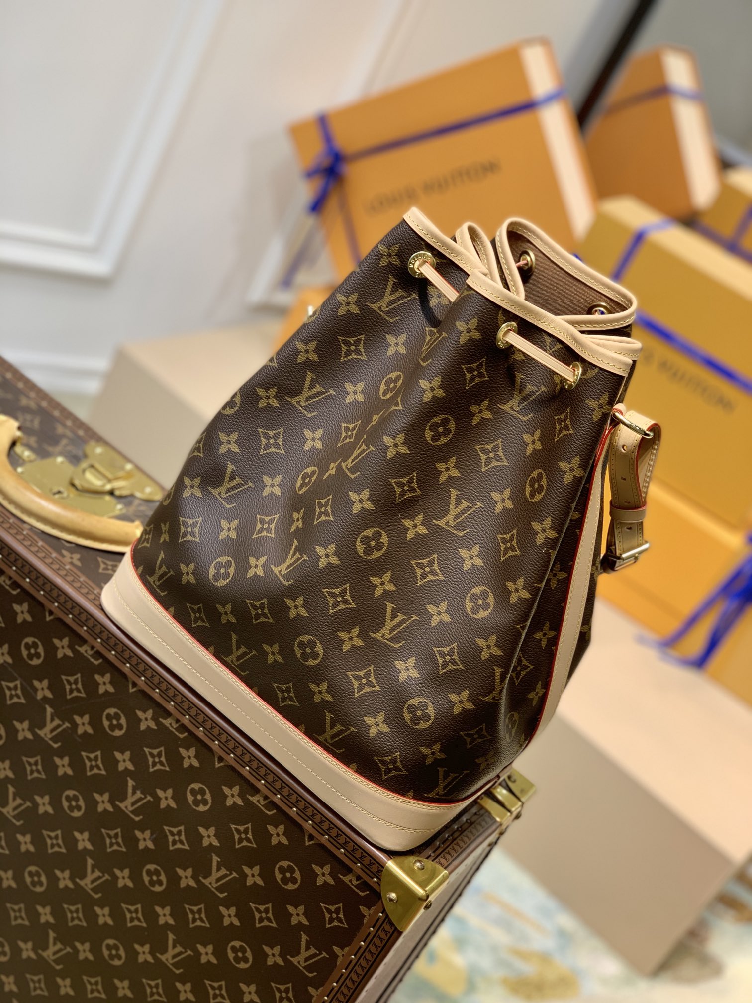 l**is V*t*n néo bucket bag -m42224-27*36*30cm