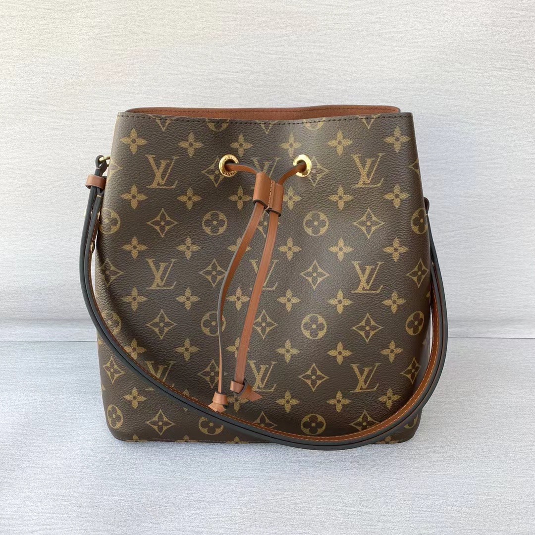 l**is V*t*n néonoé bucket bag -26x22x27cm