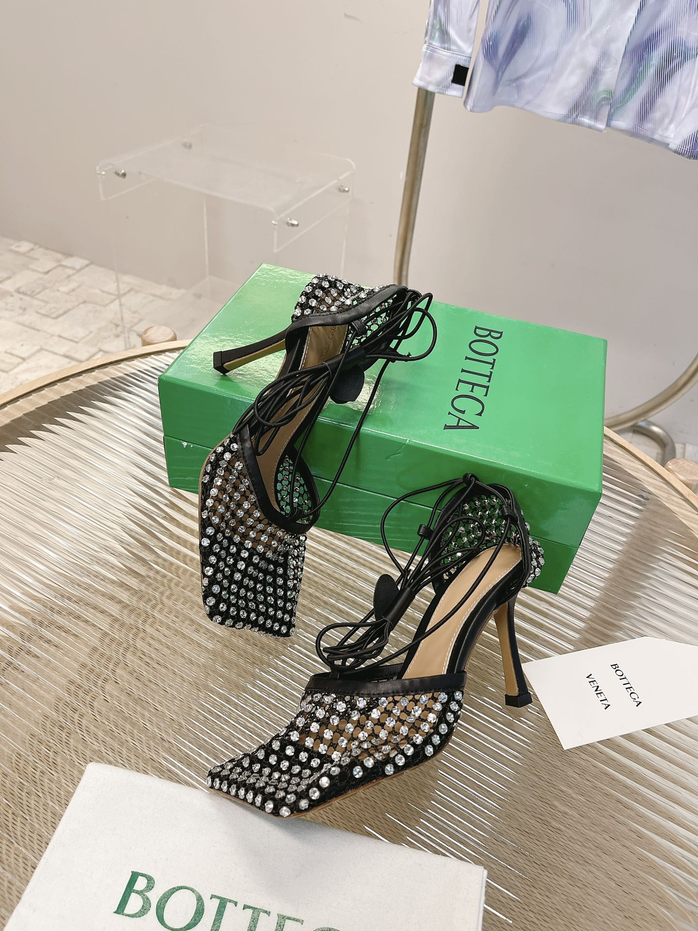 Bo*te*ga ve*ne*ta heels