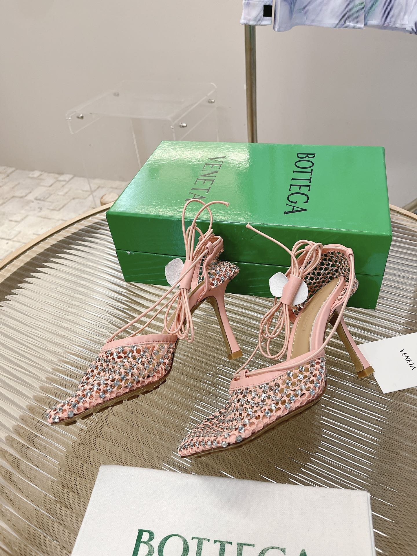 Bo*te*ga ve*ne*ta heels