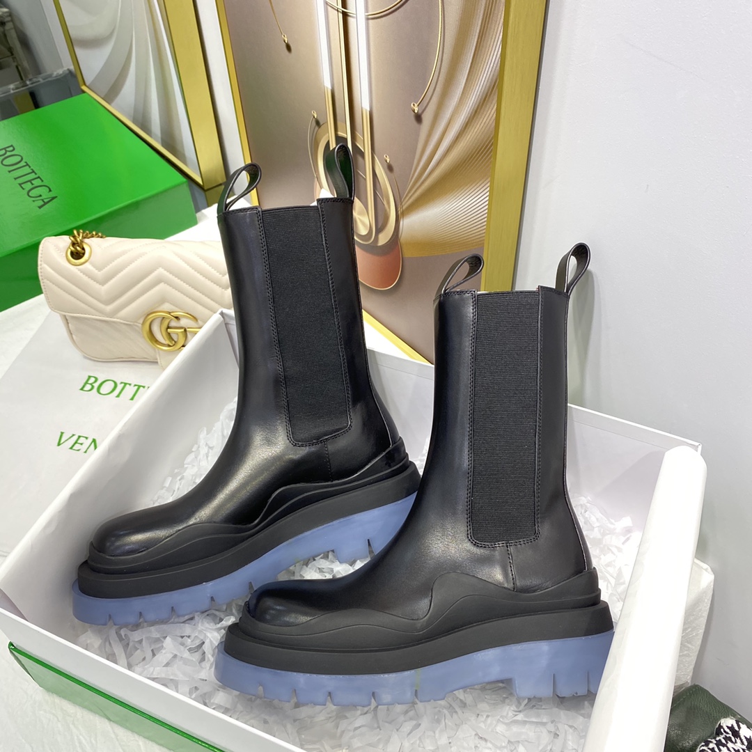 Bo*te*ga ve*ne*ta boots