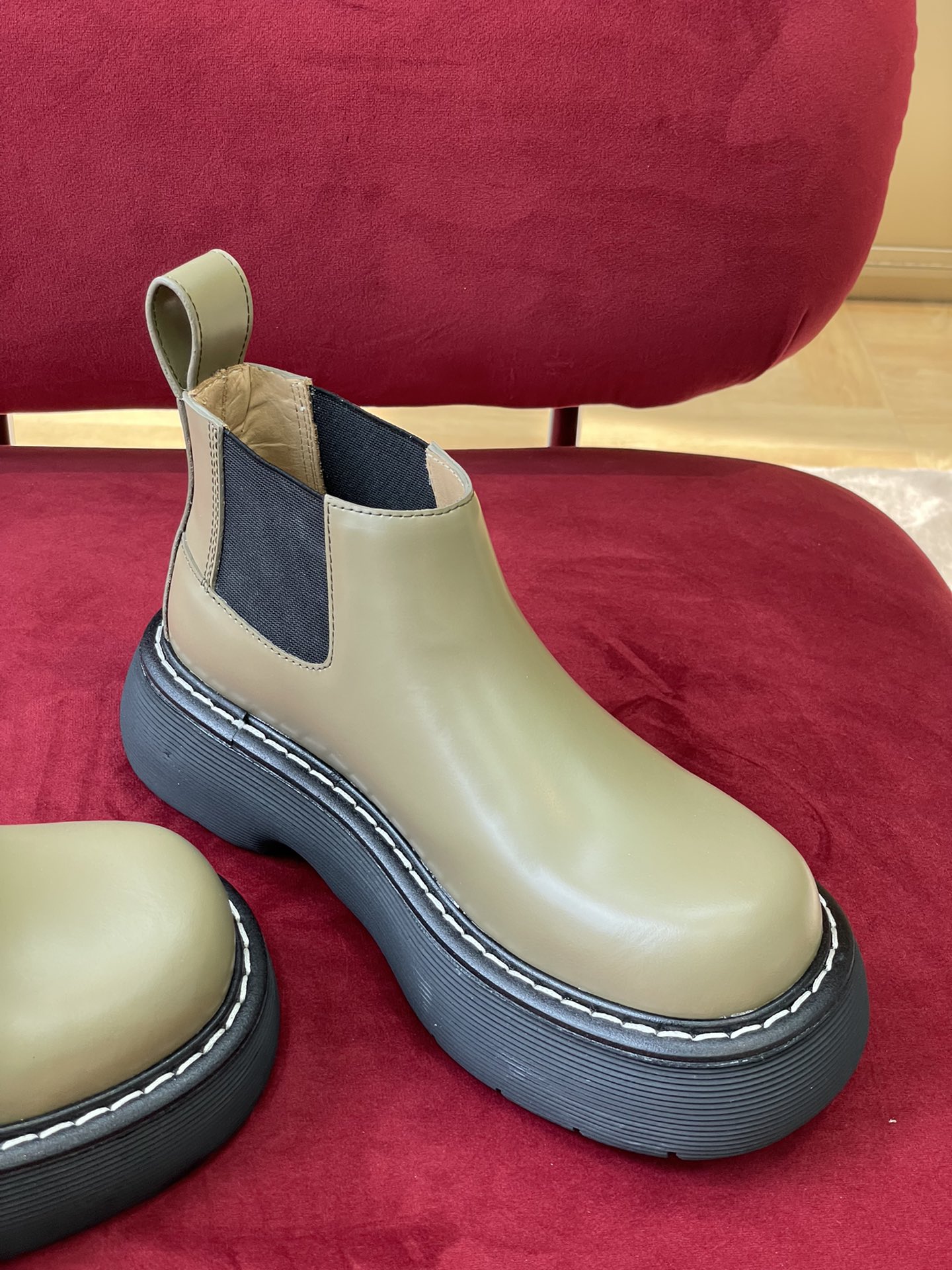 Bo*te*ga ve*ne*ta bounce boots(size 35-45)