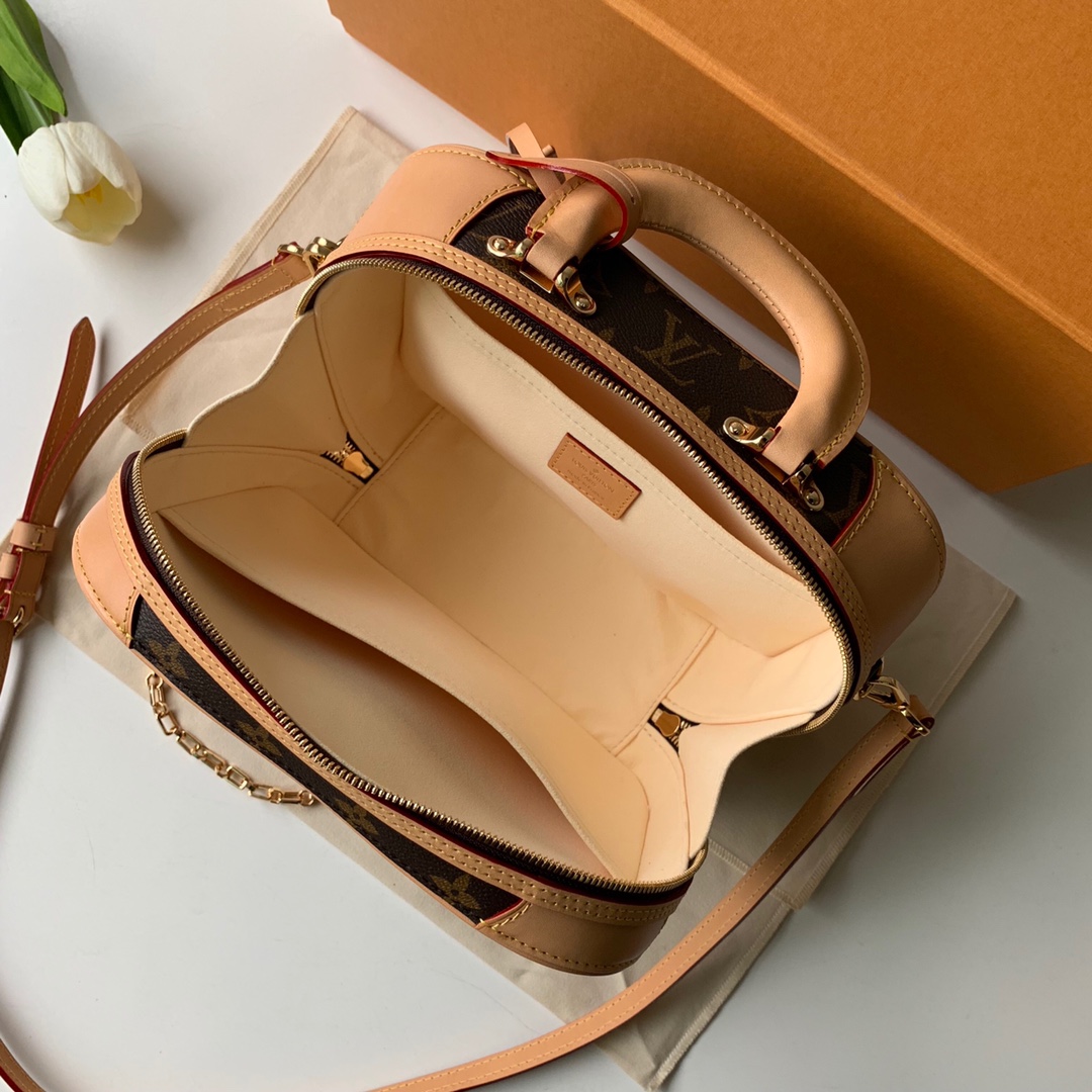 l**is V*t*n mini luggage bag-25*20*10cm