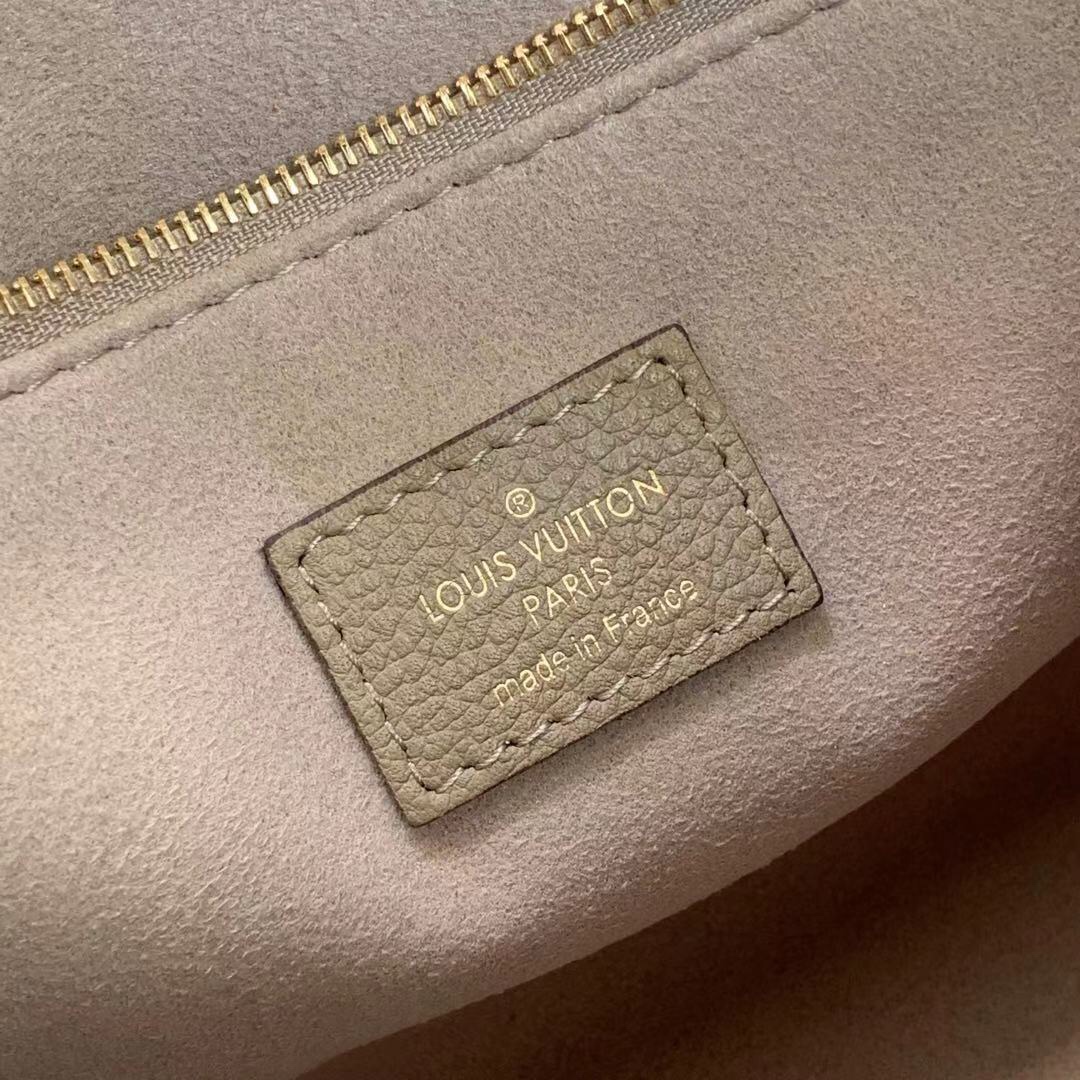 l**is V*t*n onthego handbag-28*11*19cm