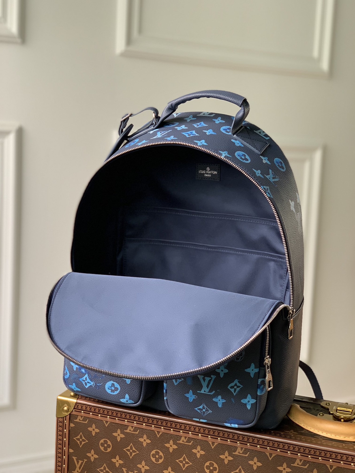 l**is V*t*n m57841 multipocket backpack-30*40*16cm