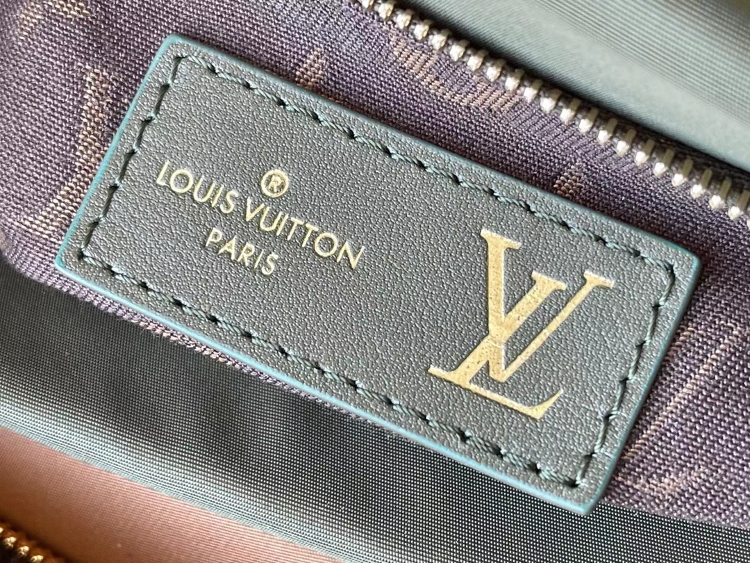 l**is V*t*n multi pochette accessoires-34 x 21.5 x 5cm