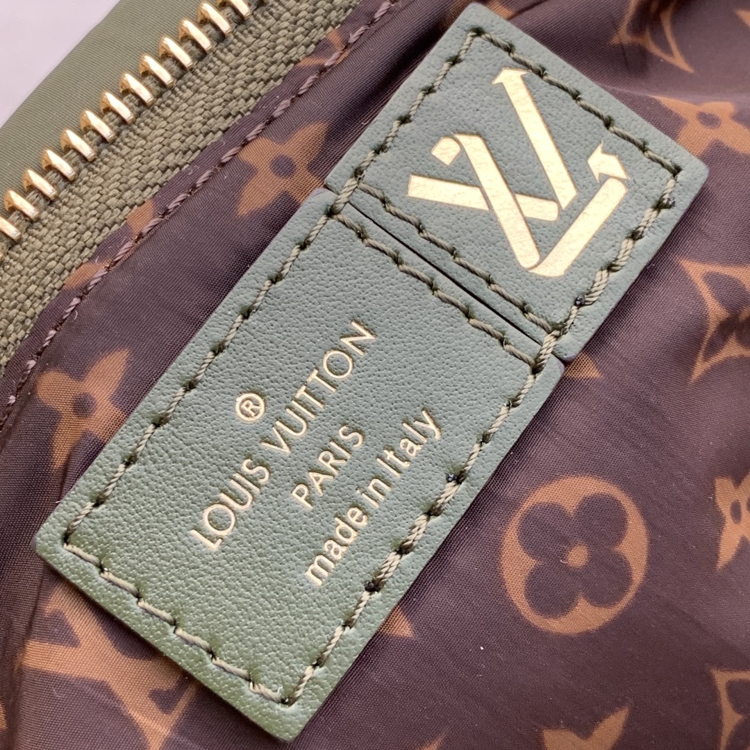 l**is V*t*n maxi multi pochette accessoires -34 x 21.5 x 5cm