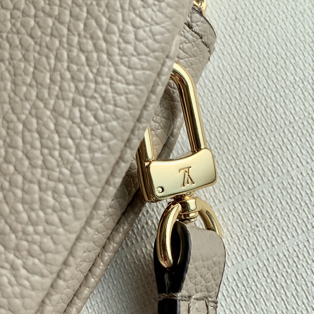 l**is V*t*n m80084 pochette double zip bag -20*12.5*3cm