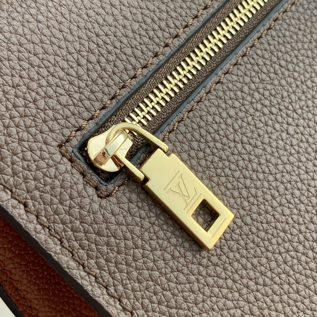 l**is V*t*n m58949 mylockme bb-22.5 x 17.0 x 5.5cm
