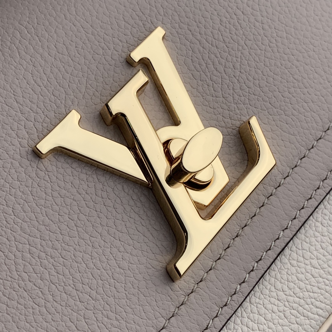 l**is V*t*n lockme tender handbags pm- m58554-19*13*8cm