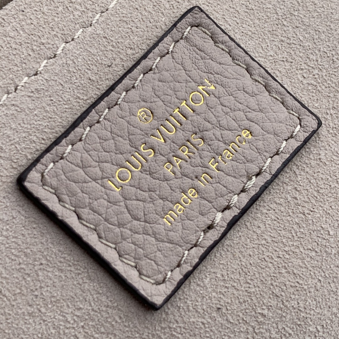 l**is V*t*n lockme tender handbags pm- m58554-19*13*8cm