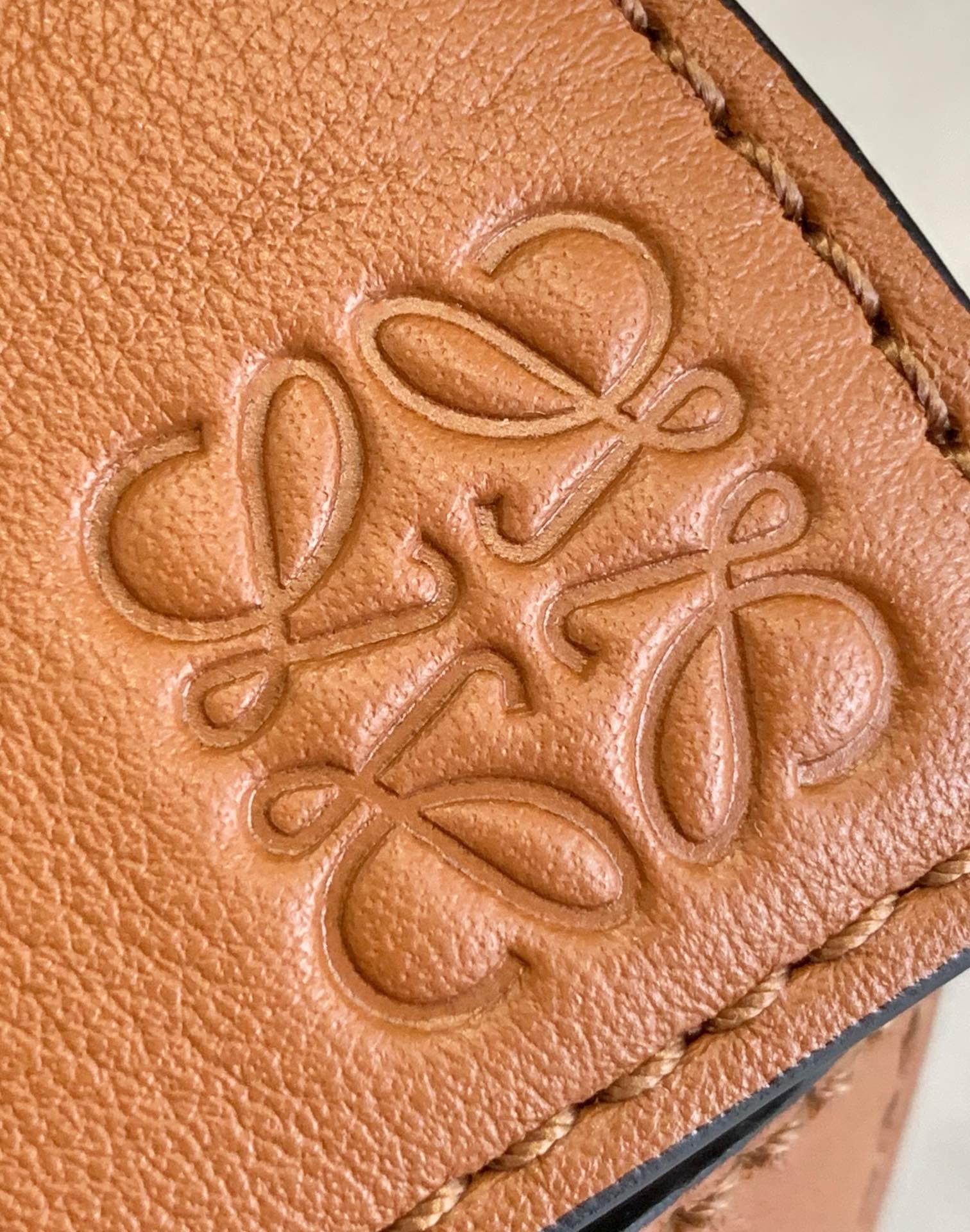 Loewe Puzzle Mini Bag-18*11*7.5CM