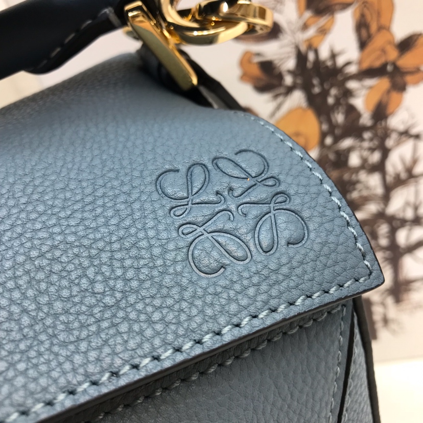 Loewe Puzzle Medium Bag-29*18*12CM