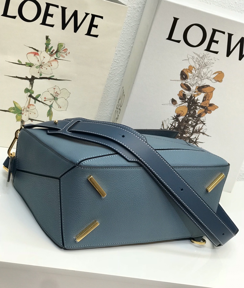 Loewe Puzzle Medium Bag-29*18*12CM