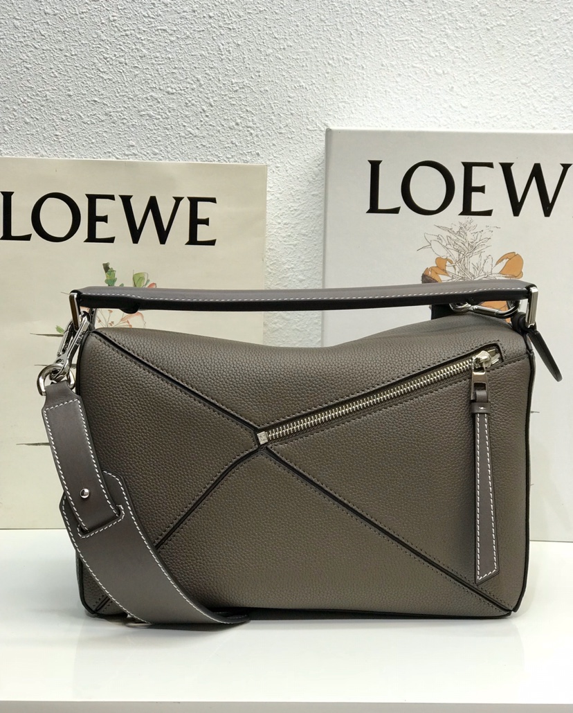 Loewe Puzzle Medium Bag-29*18*12CM