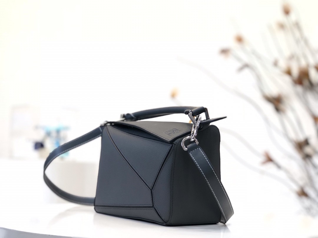 Loewe Puzzle Small Bag-24*10*14CM