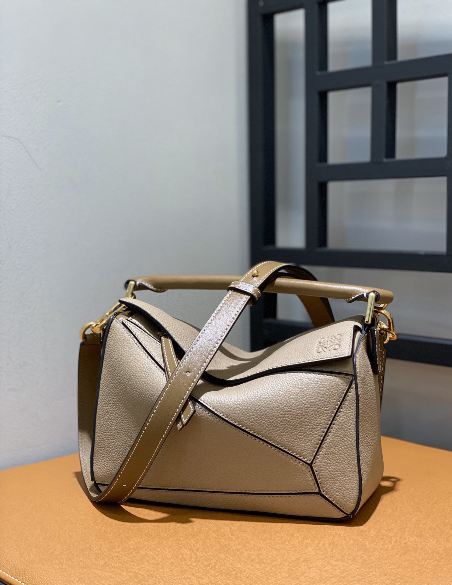 Loewe Puzzle Small Bag-24*10*14CM