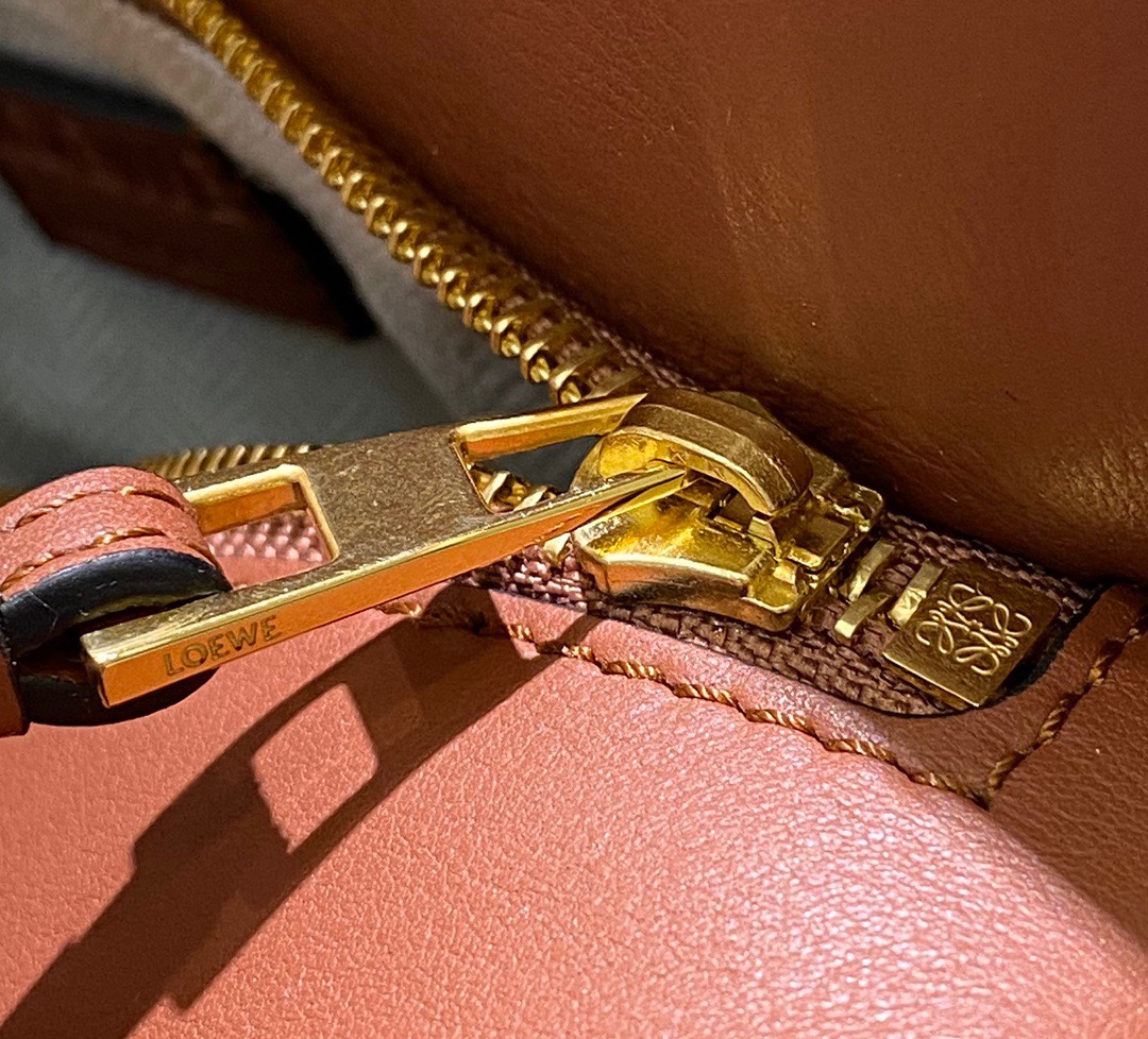 Loewe Puzzle Small Bag-24*10*14CM