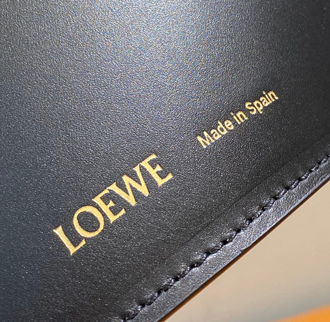 Loewe Moulded Bucket Bag-24*16*12CM