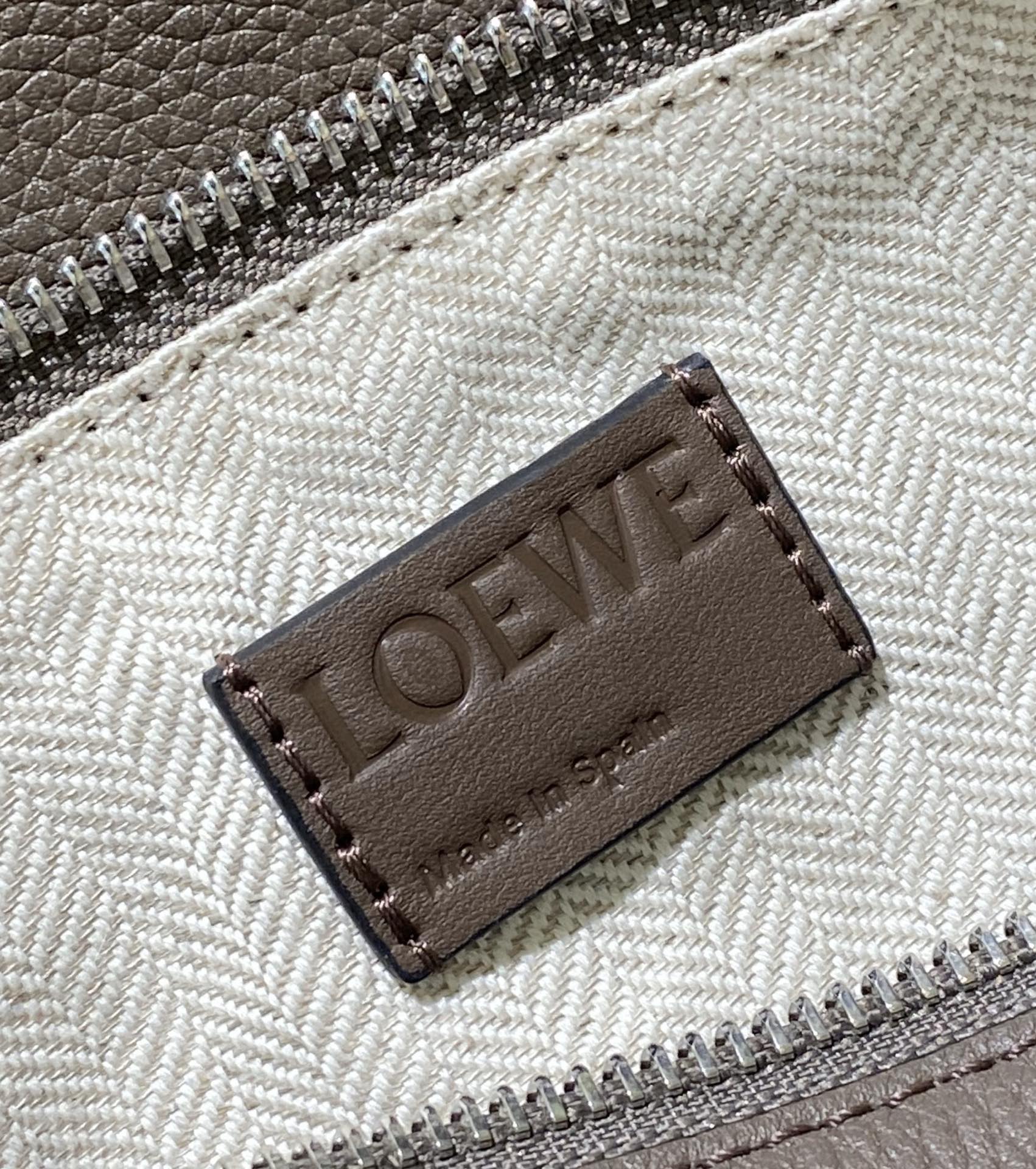 Loewe Puzzle Medium Bag-29*18*12CM