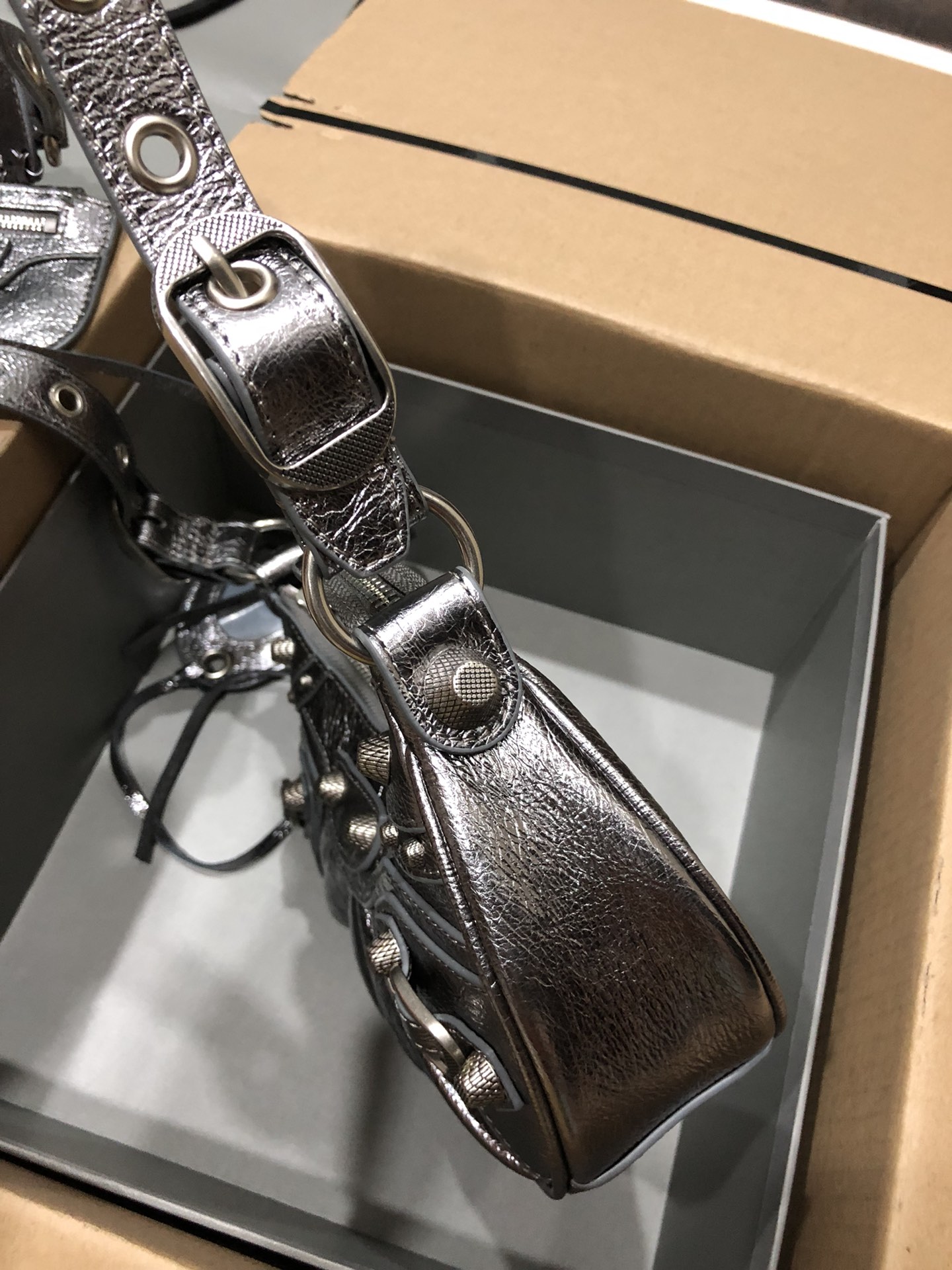 Balenciag Le Cagole Handbags-33*16*8CM