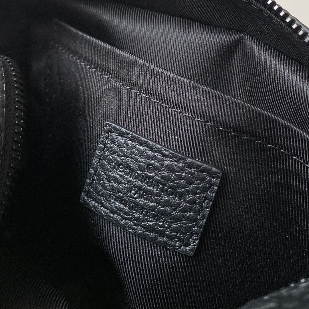 l**is V*t*n mini soft trunk m80033-18.5 x13x8cm