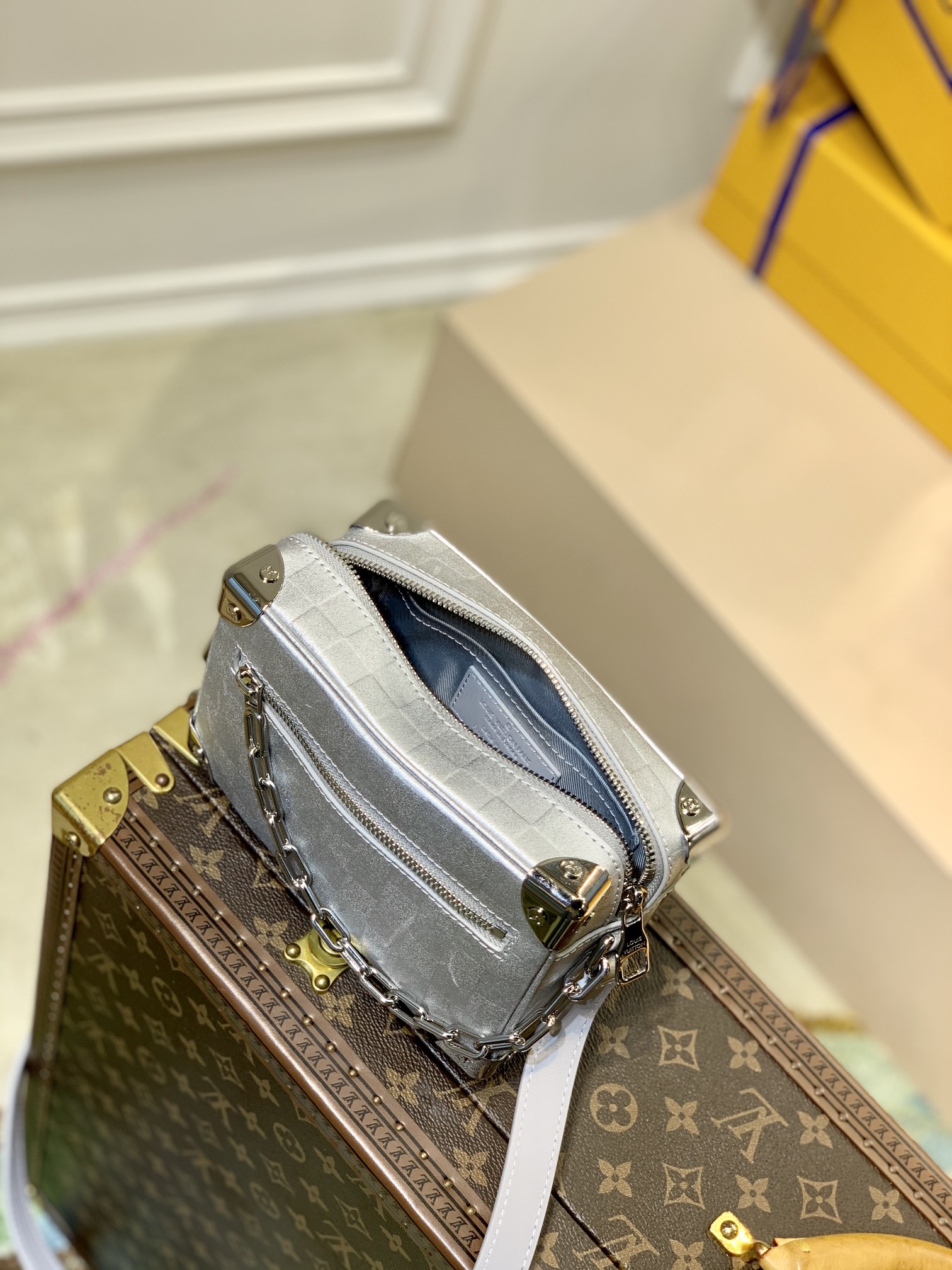 l**is V*t*n mini soft trunk-m59726 -18*13*8m