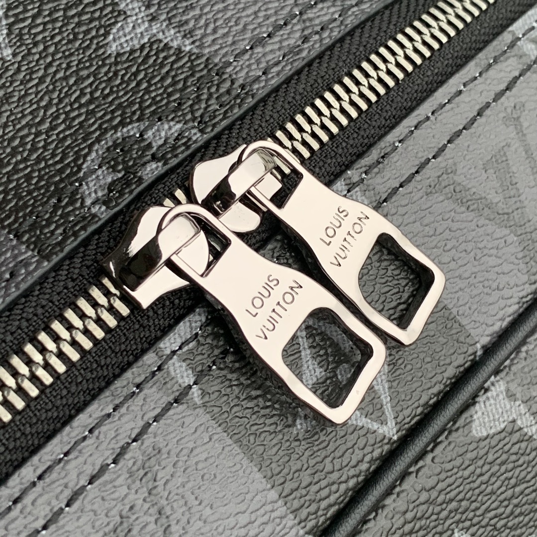 l**is V*t*n utilitary backpack m45962-30*42*14cm