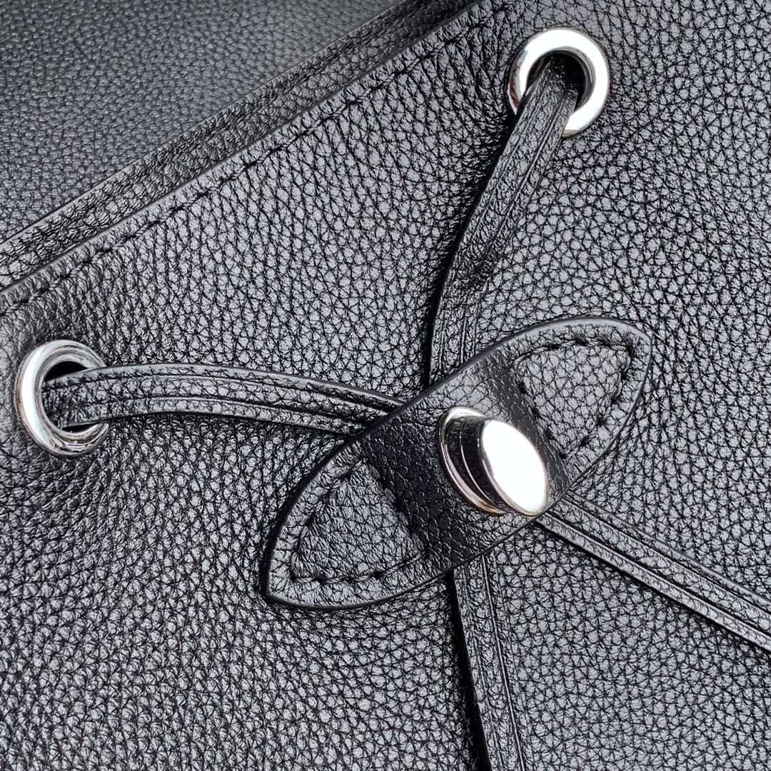 l**is V*t*n backpack m54573-16*19.4*10cm