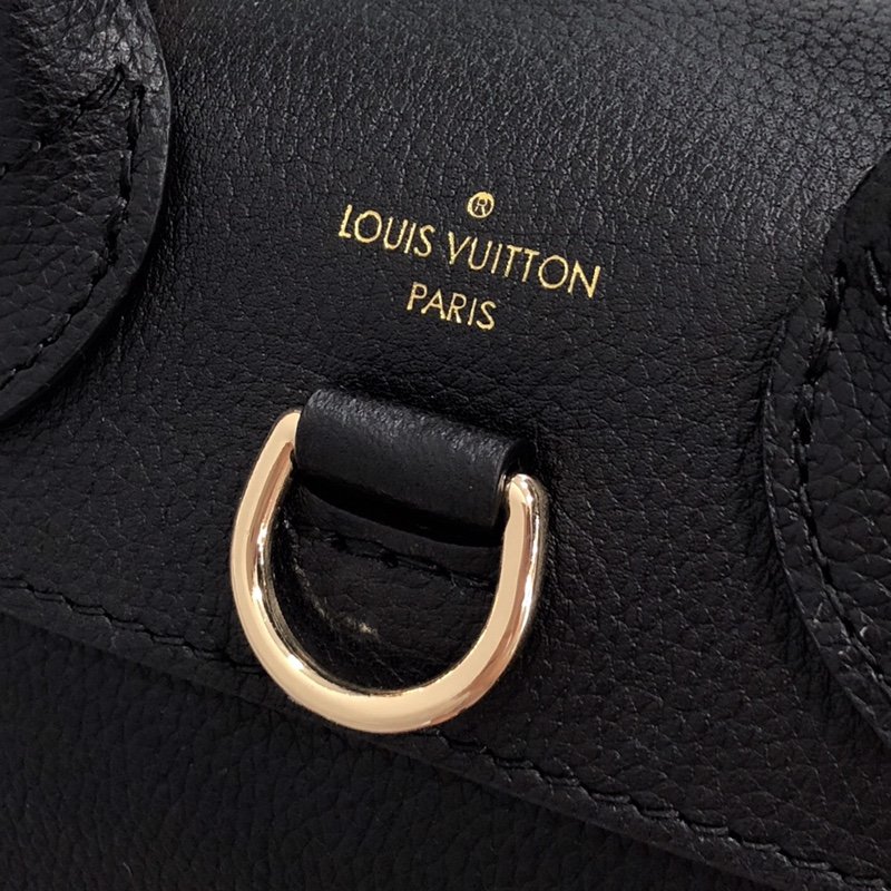l**is V*t*n backpack m54573-16*19.4*10cm