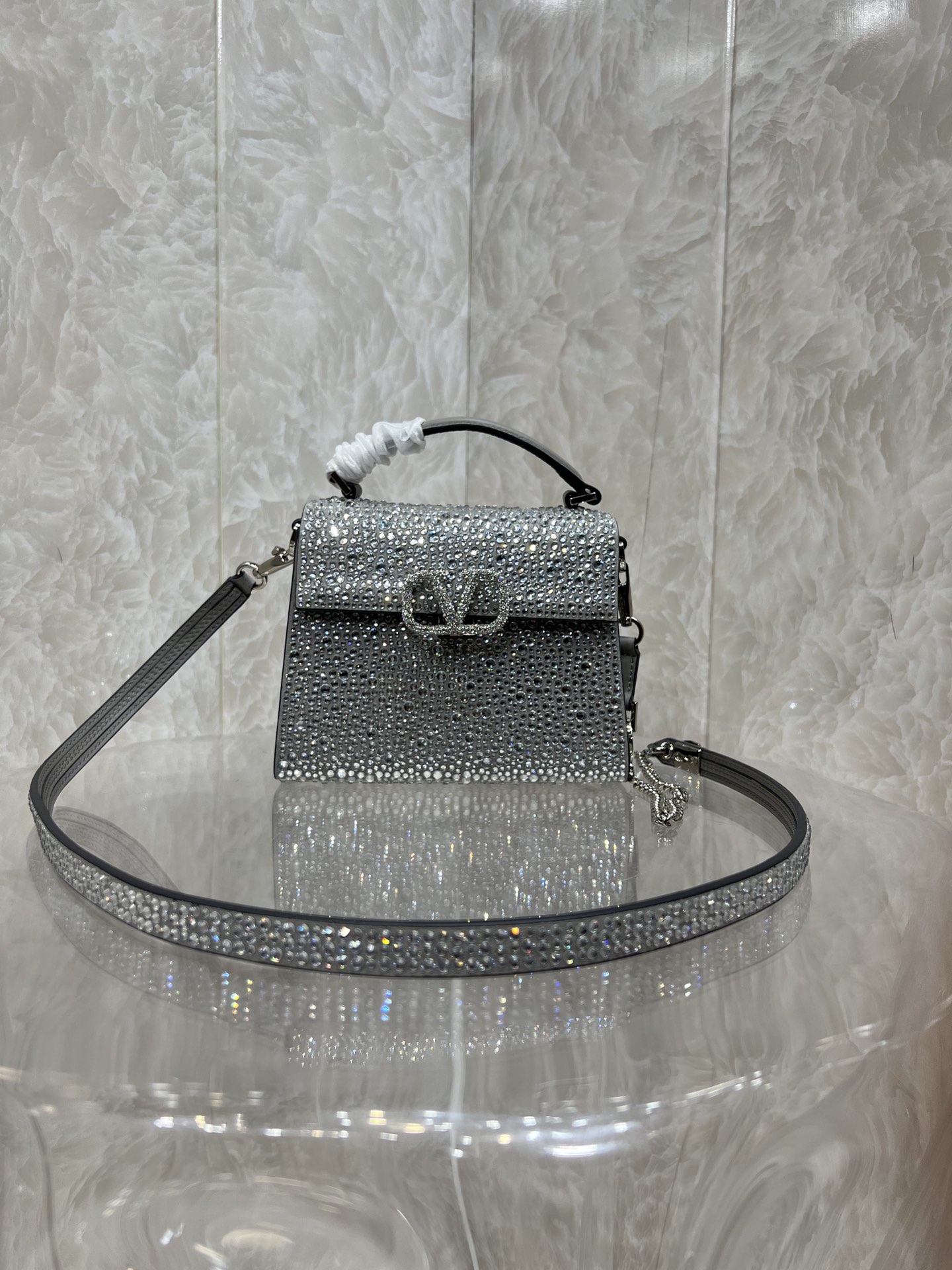 Valentino Vlogo Signature Chain Bag-19*13*9CM