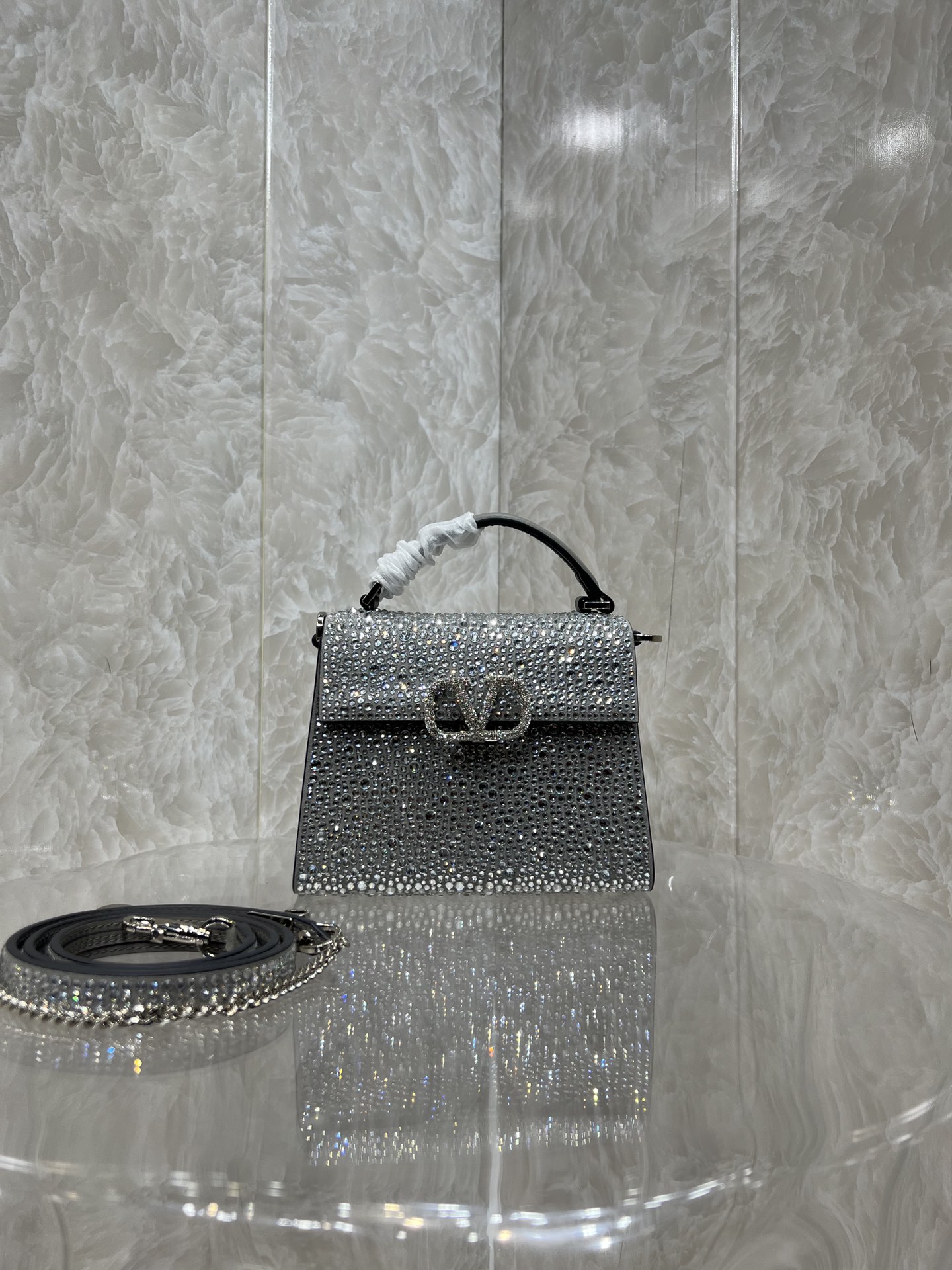 Valentino Vlogo Signature Chain Bag-19*13*9CM