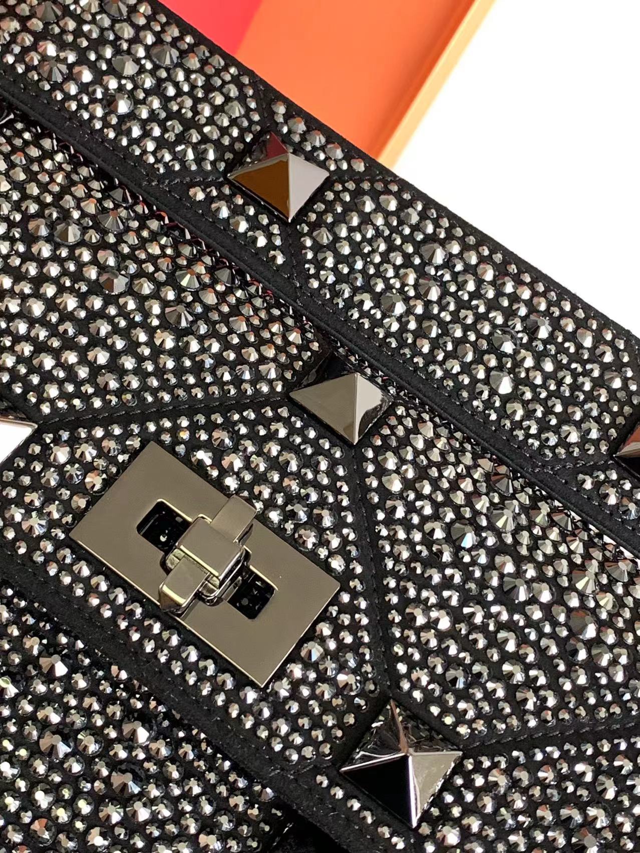 Valentino Roman Stud The Soulder BAG In Nappa With Chain-26x16x8CM