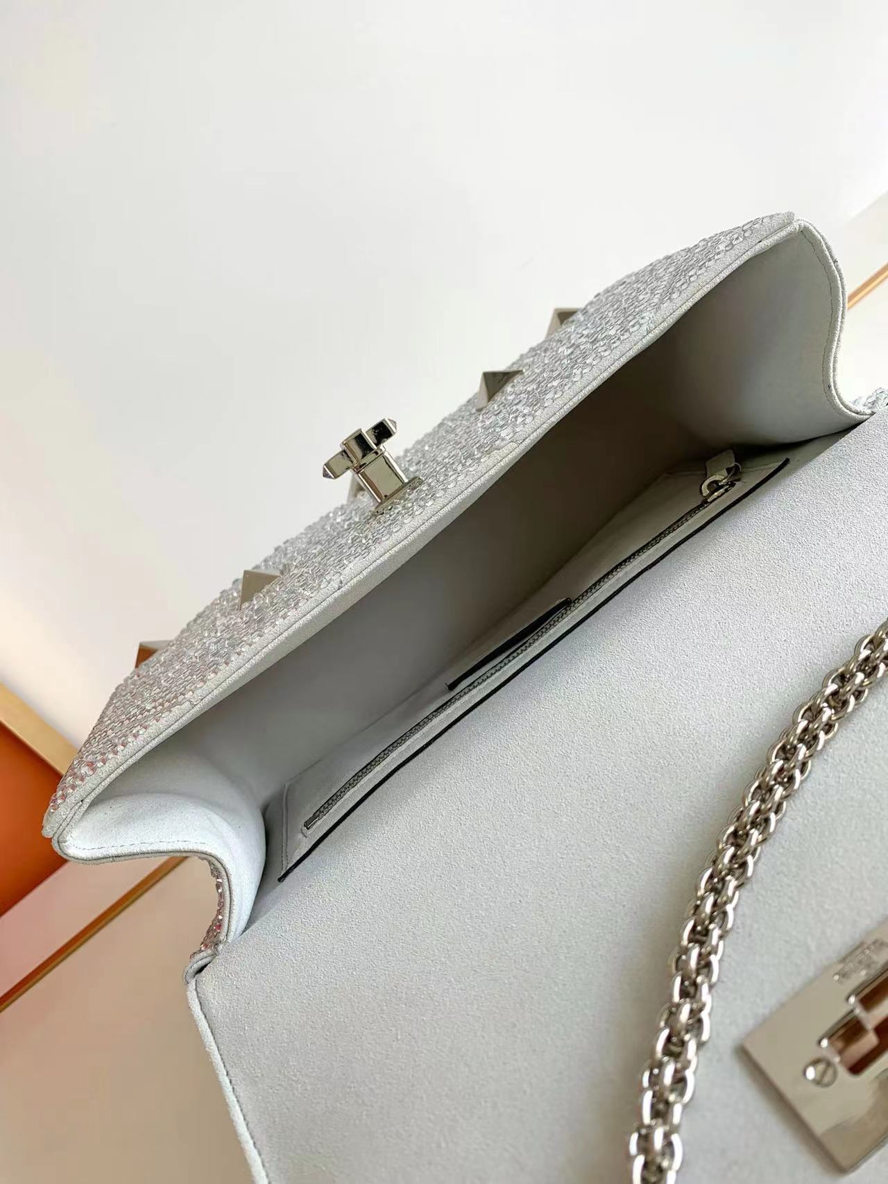 Valentino Roman Stud The Soulder BAG In Nappa With Chain-26x16x8CM