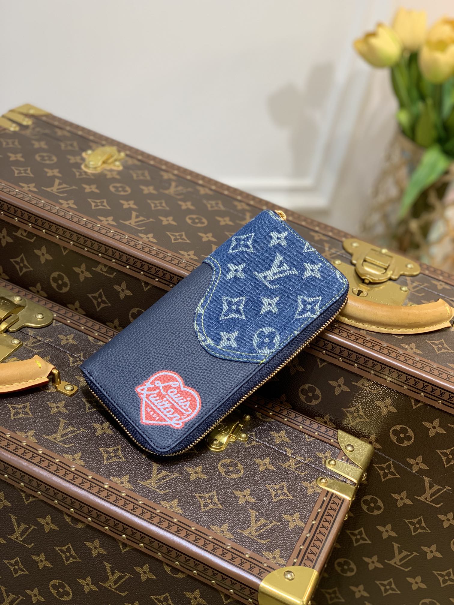 l**is V*t*n zippy vertical wallet m63095-20*10cm