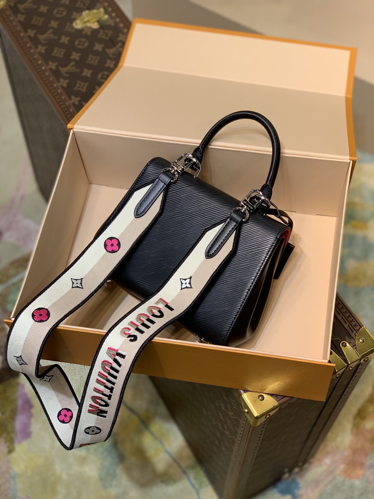 l**is V*t*n cluny handbags-m58931-20*16*7.5cm