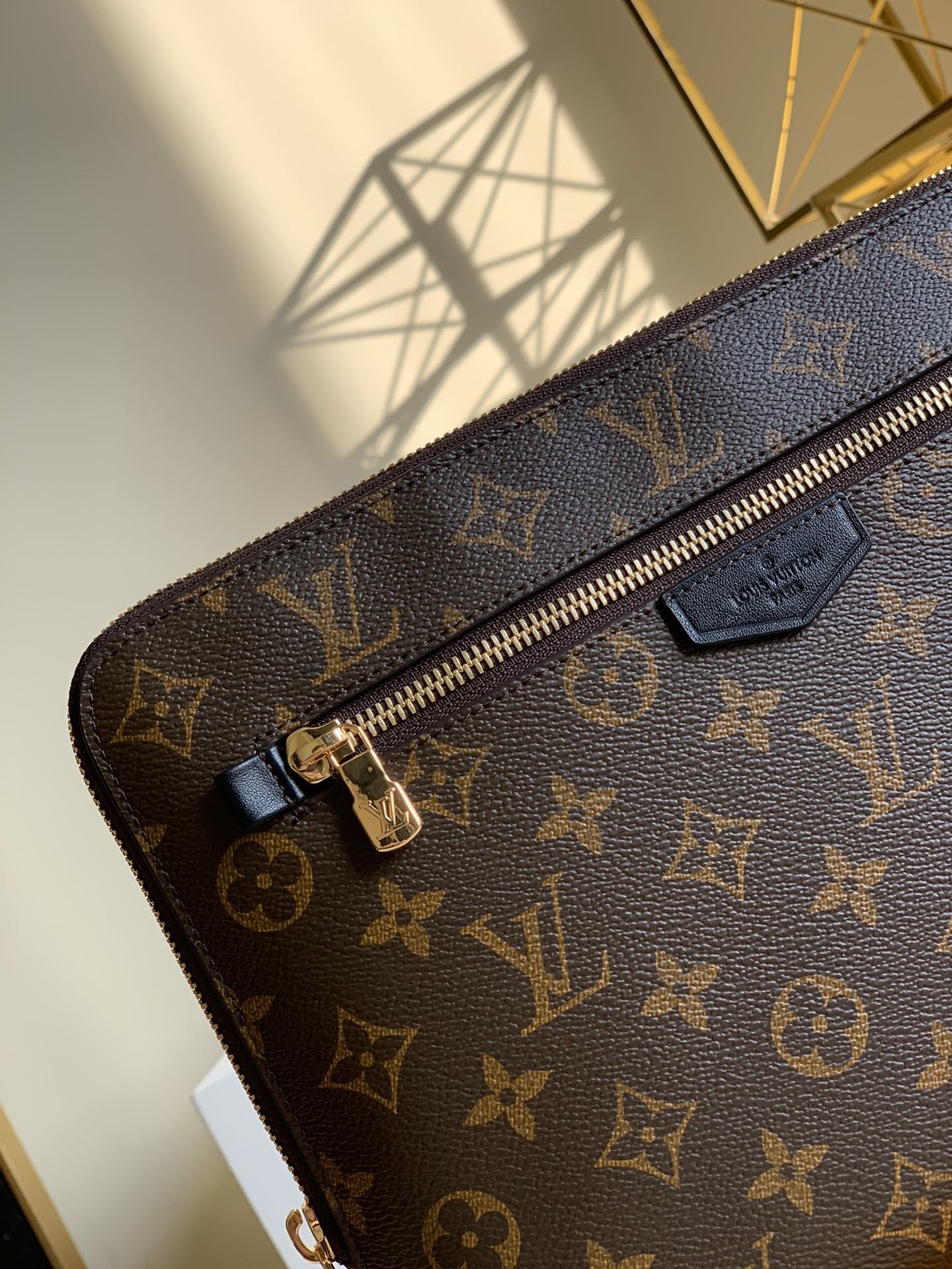 l**is V*t*n new pouch-21*27*5cm