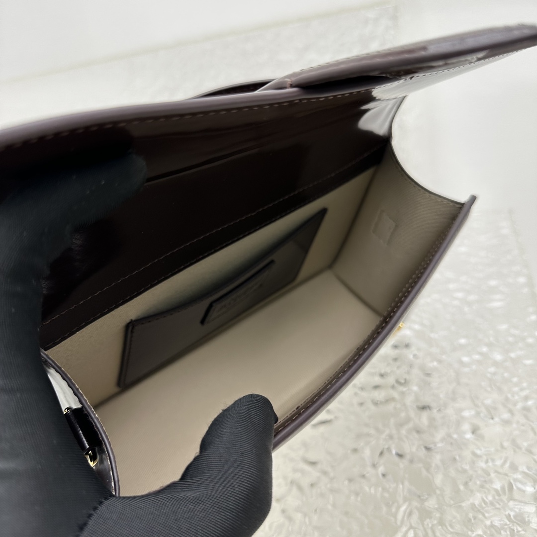 Jacquemus Large Bamnino Bag-24x13x7CM