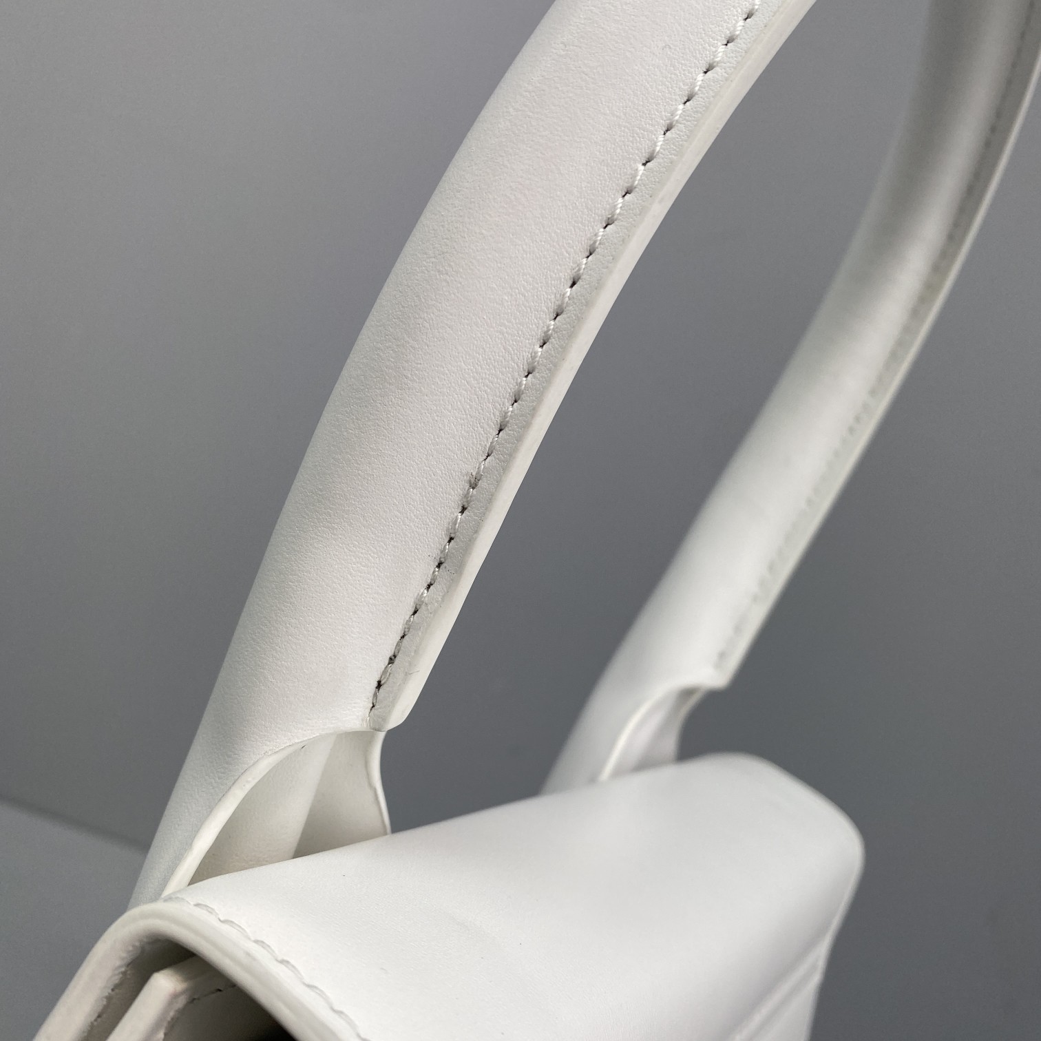 Jacquemus Large Bamnino Bag-24x13x7CM